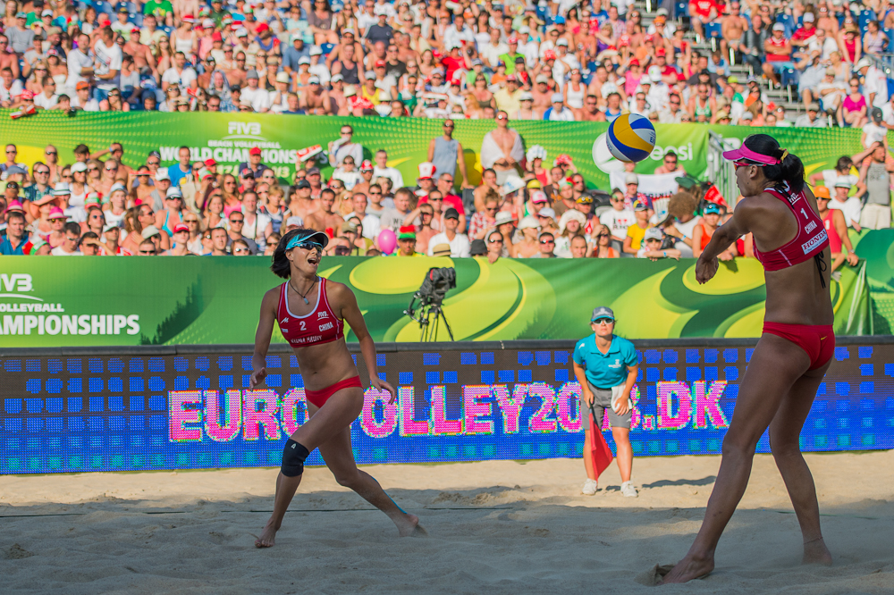 Na najwyższym stopniu podium stanęły Chinki Xue/Zhang Xi foto: Michał Rowiński